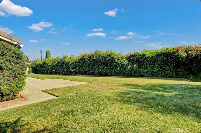 419 W Caroline Court, Ontario, CA 91762