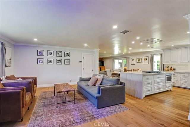 419 W Caroline Court, Ontario, CA 91762