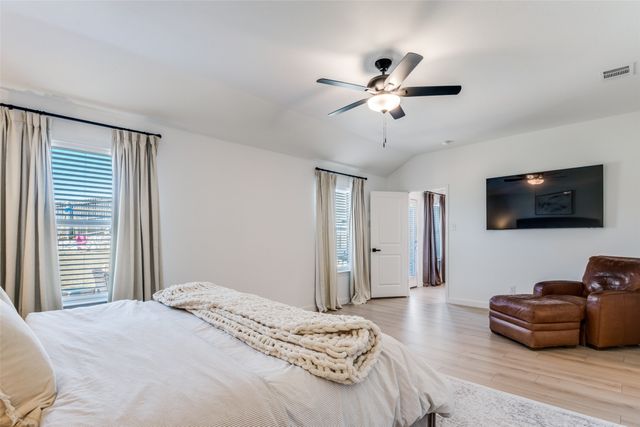 3204 Everly Drive, Fate, TX 75189