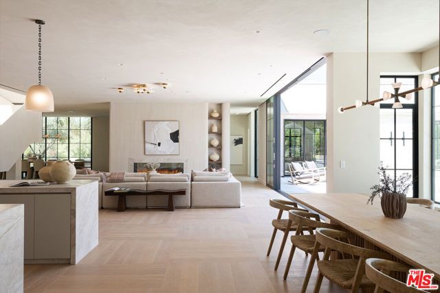 24172 Lupin Hill Road, Hidden Hills, CA 91302