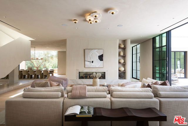 24172 Lupin Hill Road, Hidden Hills, CA 91302