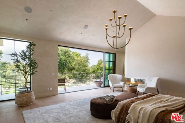 24172 Lupin Hill Road, Hidden Hills, CA 91302