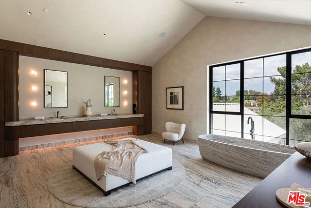 24172 Lupin Hill Road, Hidden Hills, CA 91302