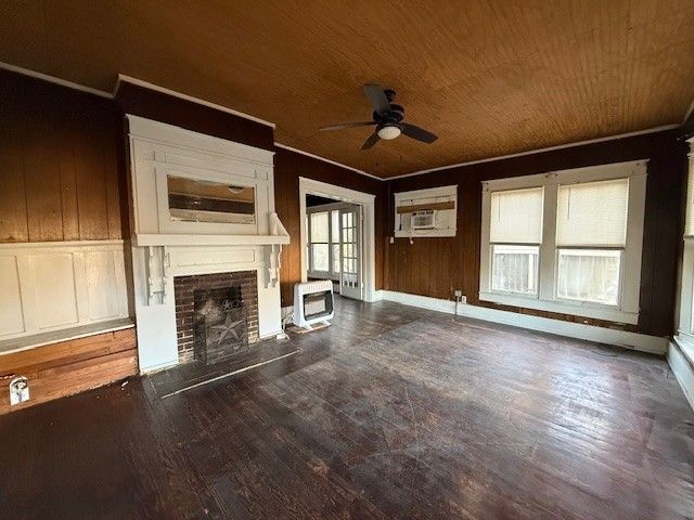 718 12th Street SE, Paris, TX 75460