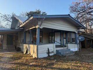 718 12th Street SE, Paris, TX 75460