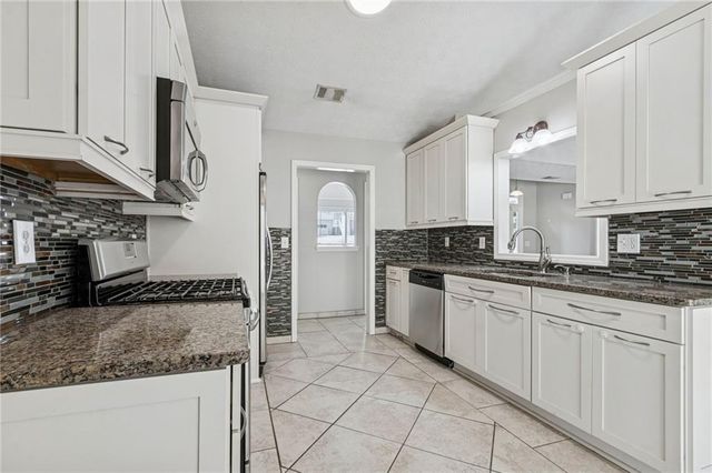 2755 Fort Daniels Drive, Dacula, GA 30019