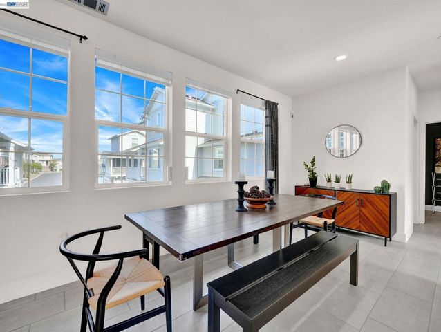 37457 Salt Grass Rd, Newark, CA 94560