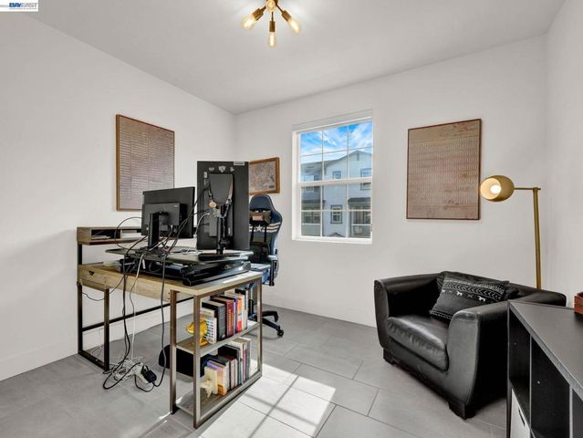 37457 Salt Grass Rd, Newark, CA 94560