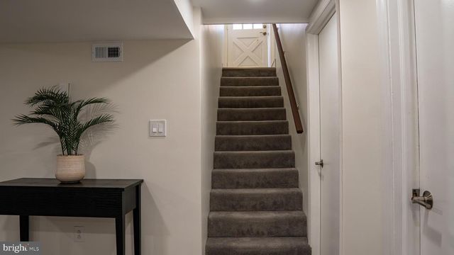 13020 SAINT CHARLES PL, Rockville, MD 20853