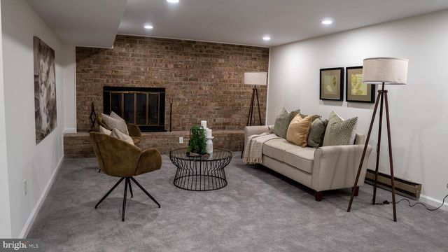 13020 SAINT CHARLES PL, Rockville, MD 20853