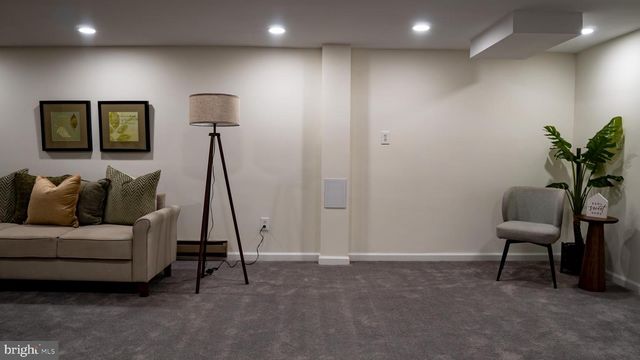 13020 SAINT CHARLES PL, Rockville, MD 20853