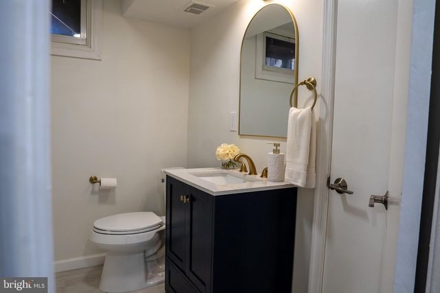 13020 SAINT CHARLES PL, Rockville, MD 20853