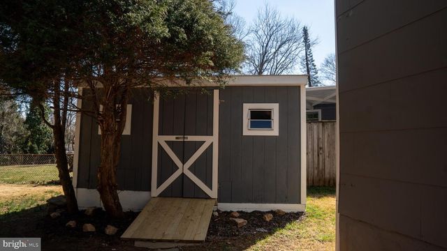 13020 SAINT CHARLES PL, Rockville, MD 20853