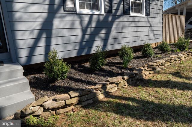 13020 SAINT CHARLES PL, Rockville, MD 20853