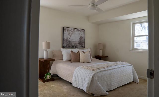 13020 SAINT CHARLES PL, Rockville, MD 20853