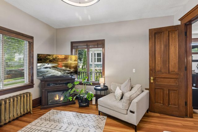 657 Delaware Avenue, Saint Paul, MN 55107