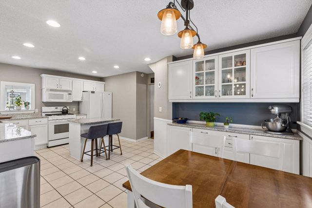 657 Delaware Avenue, Saint Paul, MN 55107