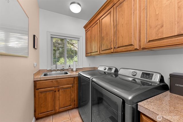 8607 Great Horned Owl Lane, Blaine, WA 98230