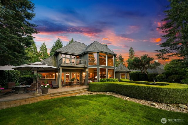 8607 Great Horned Owl Lane, Blaine, WA 98230
