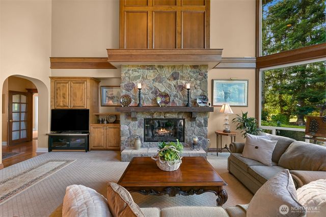 8607 Great Horned Owl Lane, Blaine, WA 98230