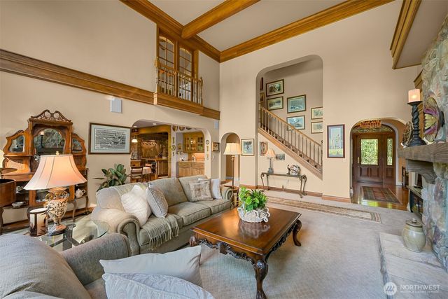 8607 Great Horned Owl Lane, Blaine, WA 98230