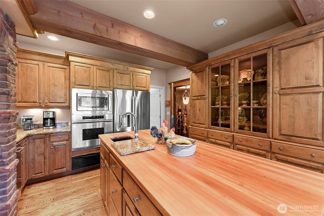 8607 Great Horned Owl Lane, Blaine, WA 98230