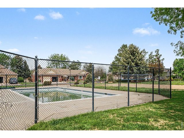 1530 Gloria Ct, Loveland, CO 80537
