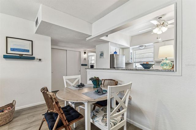 9945 47TH AVENUE 206, St Petersburg, FL 33708