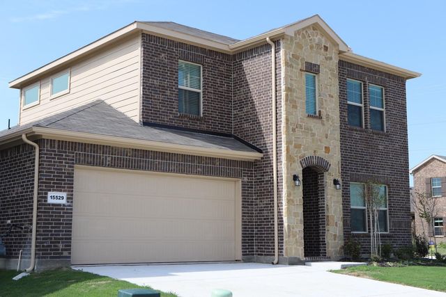 15529 Leaside Drive, Fort Worth, TX 76052