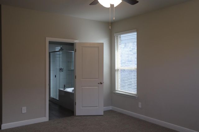 15529 Leaside Drive, Fort Worth, TX 76052