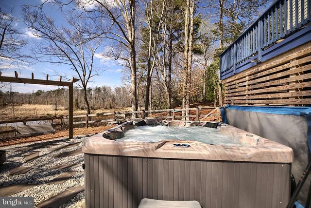 776 COURT HOUSE LANDING RD, King And Queen Court House, VA 23085