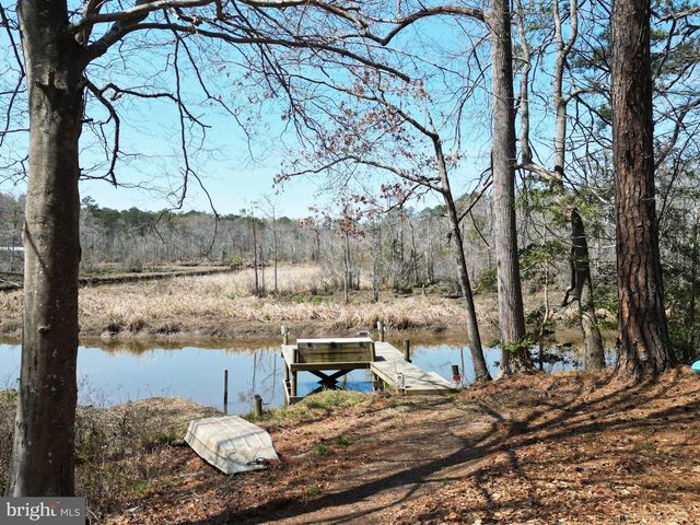 776 COURT HOUSE LANDING RD, King And Queen Court House, VA 23085