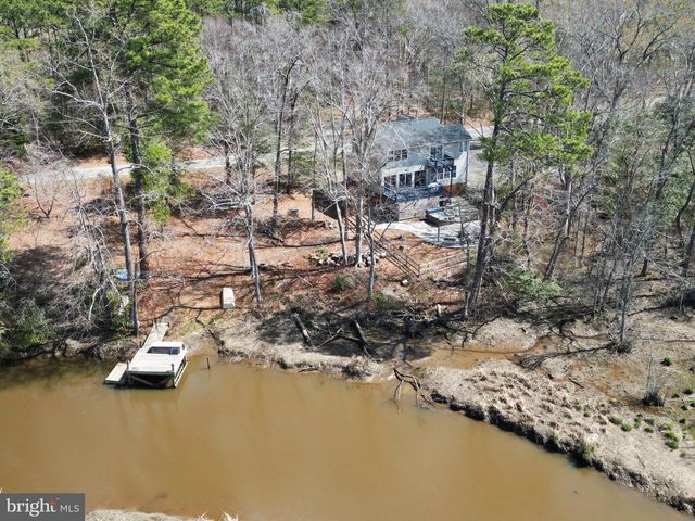 776 COURT HOUSE LANDING RD, King And Queen Court House, VA 23085