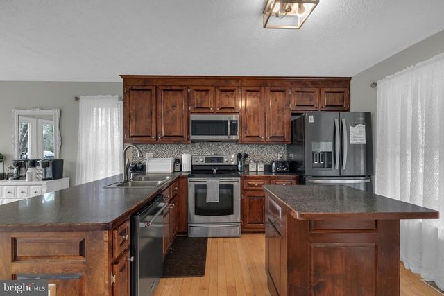 776 COURT HOUSE LANDING RD, King And Queen Court House, VA 23085