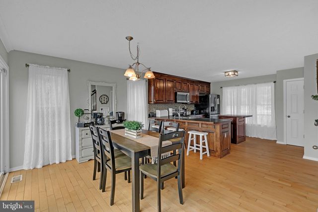 776 COURT HOUSE LANDING RD, King And Queen Court House, VA 23085