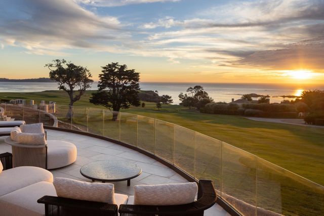3364 17 Mile Drive, Pebble Beach, CA 93953