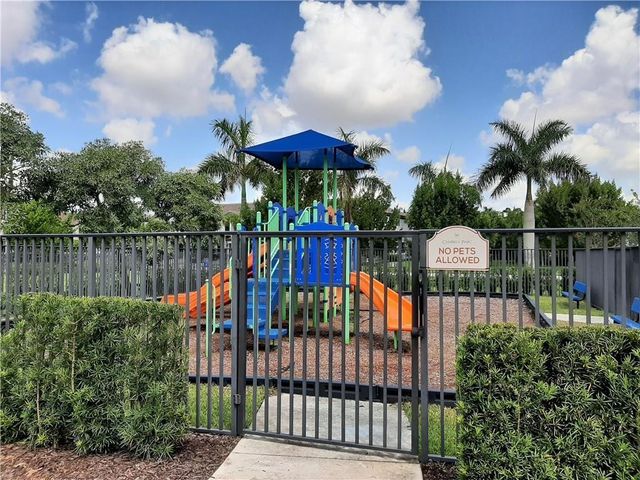 12771 Anthorne Ln, Boynton Beach, FL 33436