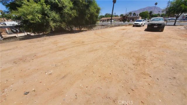 217 Iowa, Riverside, CA 92507