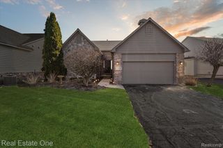 1088 Eagle Nest Drive, Milford Village, MI 48381