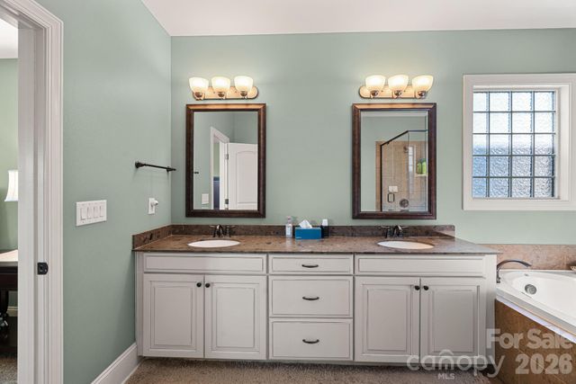 908 Five Leaf Lane, Waxhaw, NC 28173