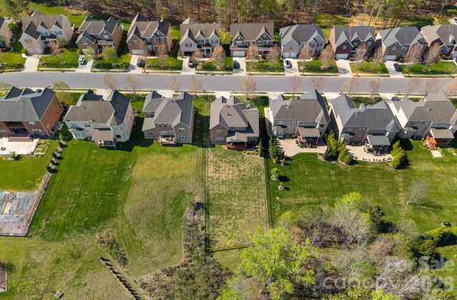 908 Five Leaf Lane, Waxhaw, NC 28173