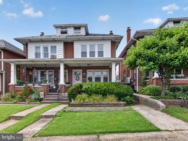 121 E ELM ST, Emmaus, PA 18049