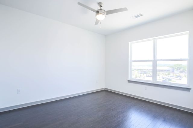 1638 54th Ave N Apt 302, Nashville, TN 37209