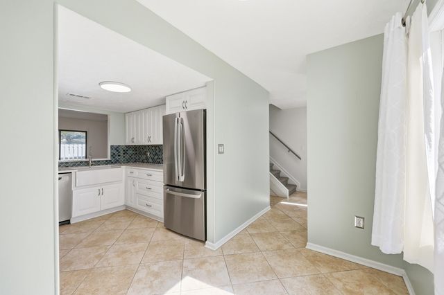 310 75th Ave N Apt 10, Myrtle Beach, SC 29572