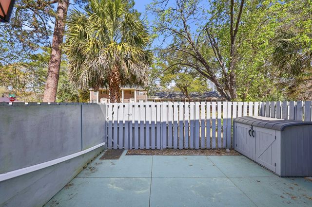 310 75th Ave N Apt 10, Myrtle Beach, SC 29572