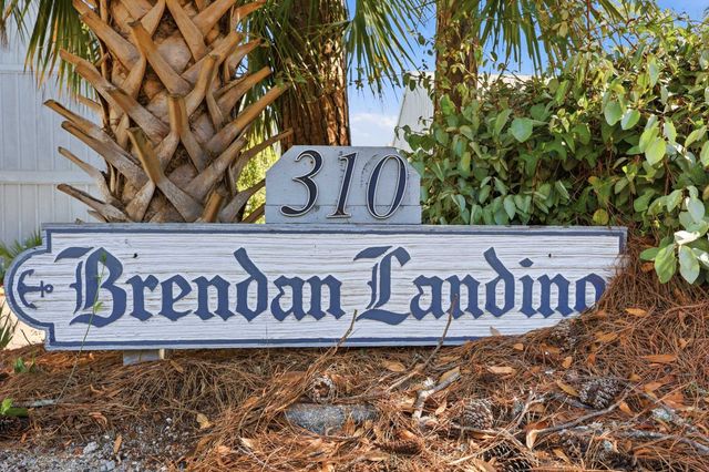 310 75th Ave N Apt 10, Myrtle Beach, SC 29572