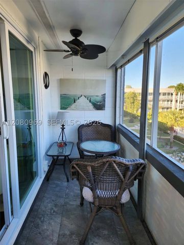 15600 NE 6th Ave 27D, Miami, FL 33162