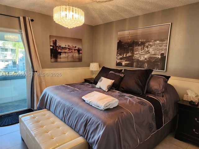 15600 NE 6th Ave 27D, Miami, FL 33162
