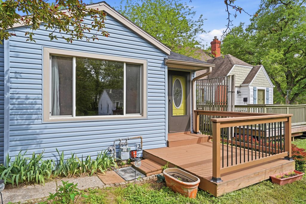 216 RIDGEWAY AVE, Columbia, MO 65203