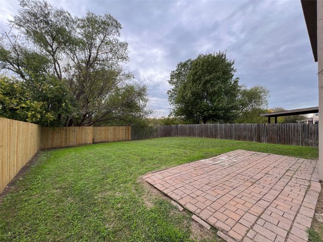 8453 Shallow Creek Drive, Fort Worth, TX 76179